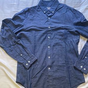 🚨2 for $12🚨 polka dot shirt